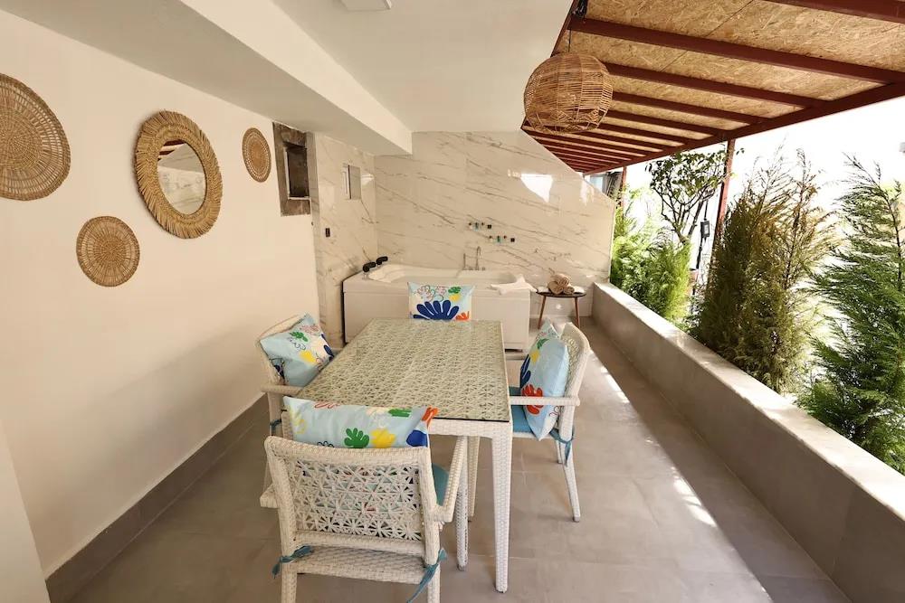 Livia Luxury Apart Hotel 0*