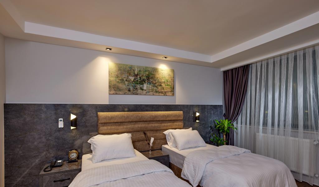 The Bold Hotel 0*