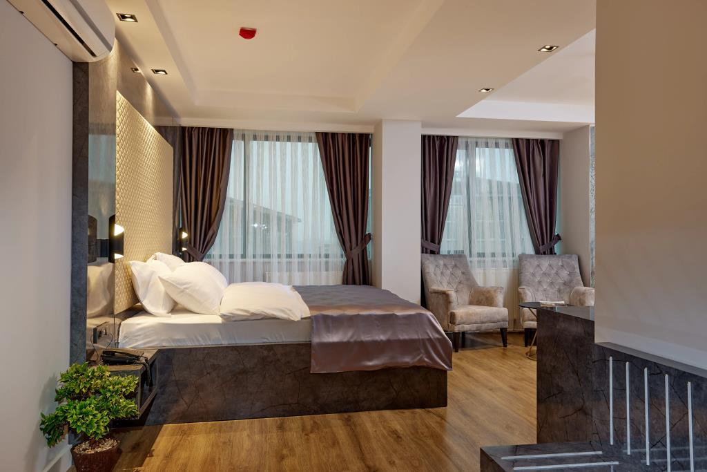 The Bold Hotel 0*
