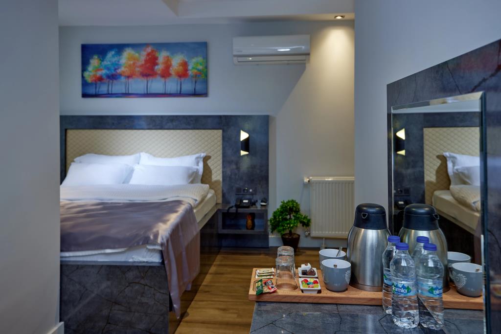 The Bold Hotel 0*