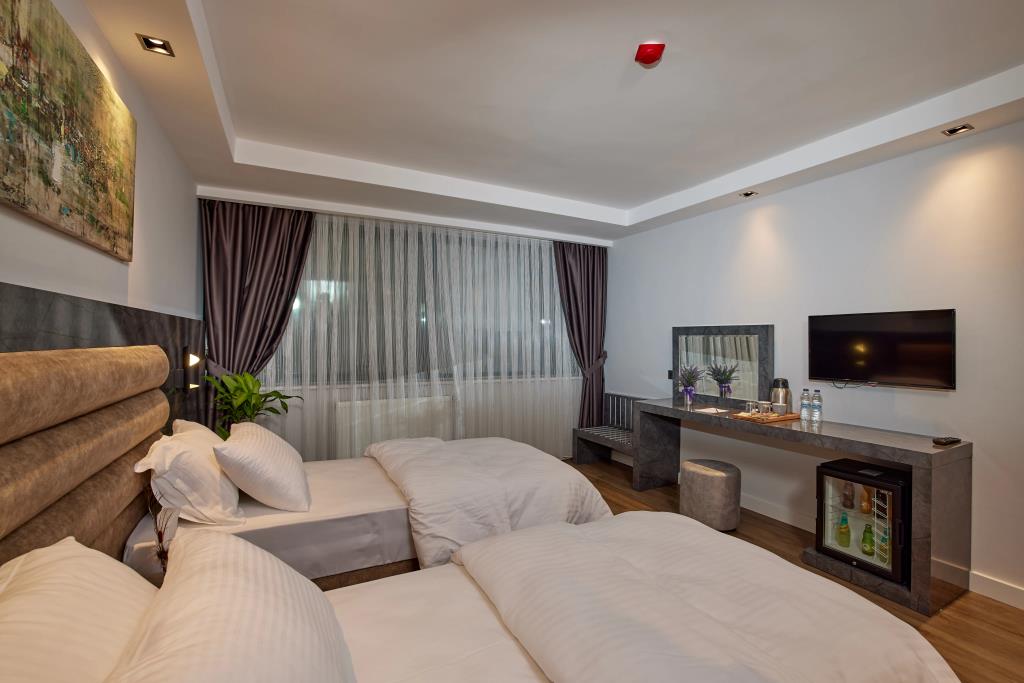 The Bold Hotel 0*