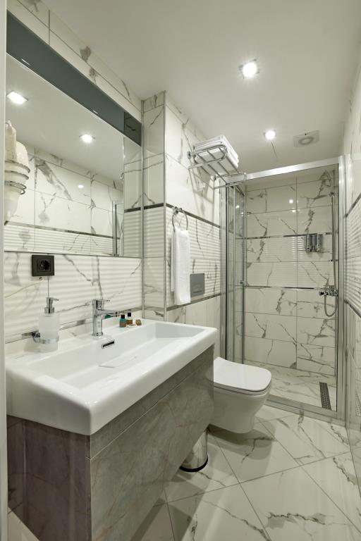 The Bold Hotel 0*