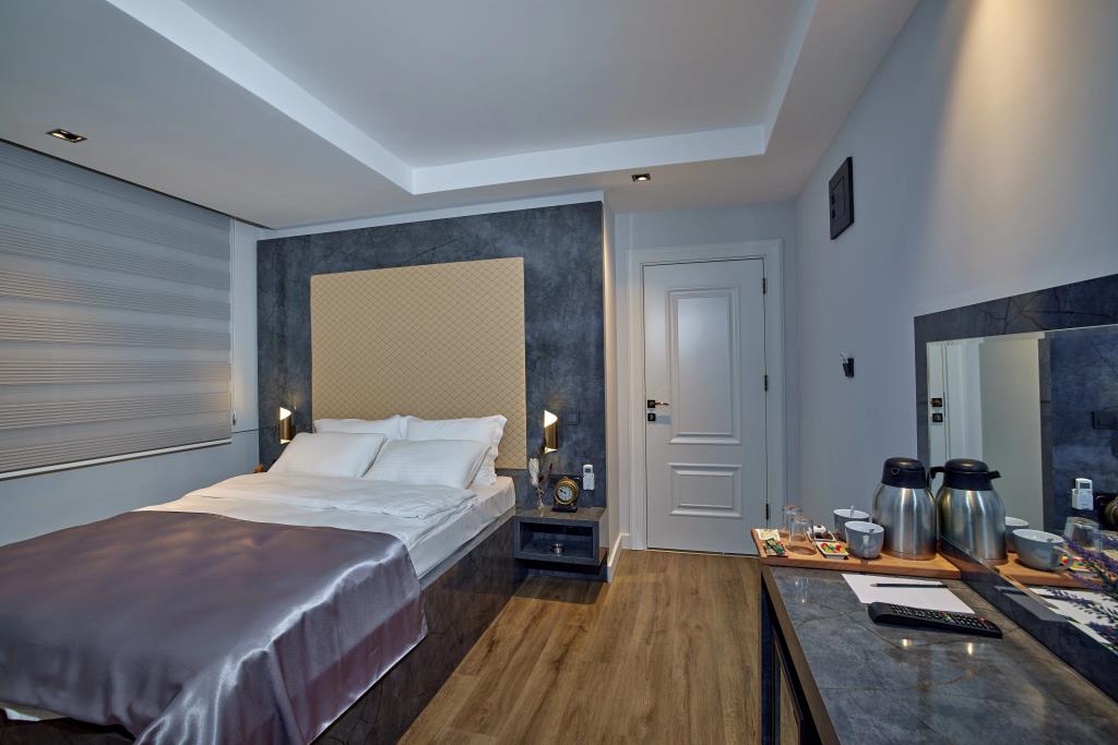 The Bold Hotel 0*