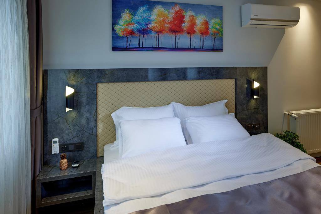 The Bold Hotel 0*