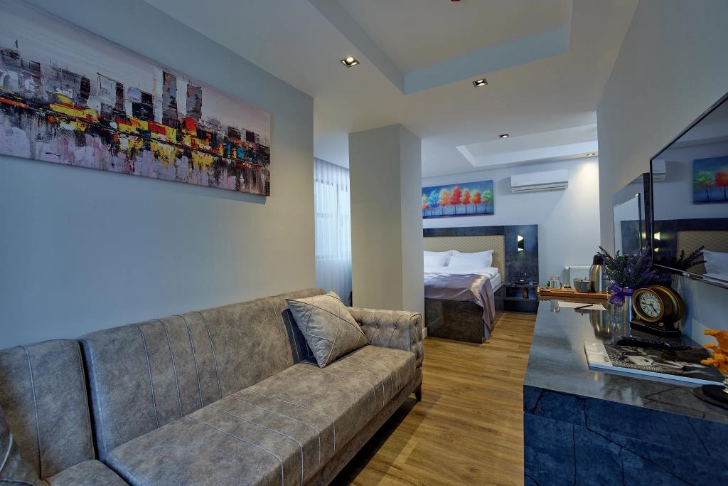 The Bold Hotel 0*