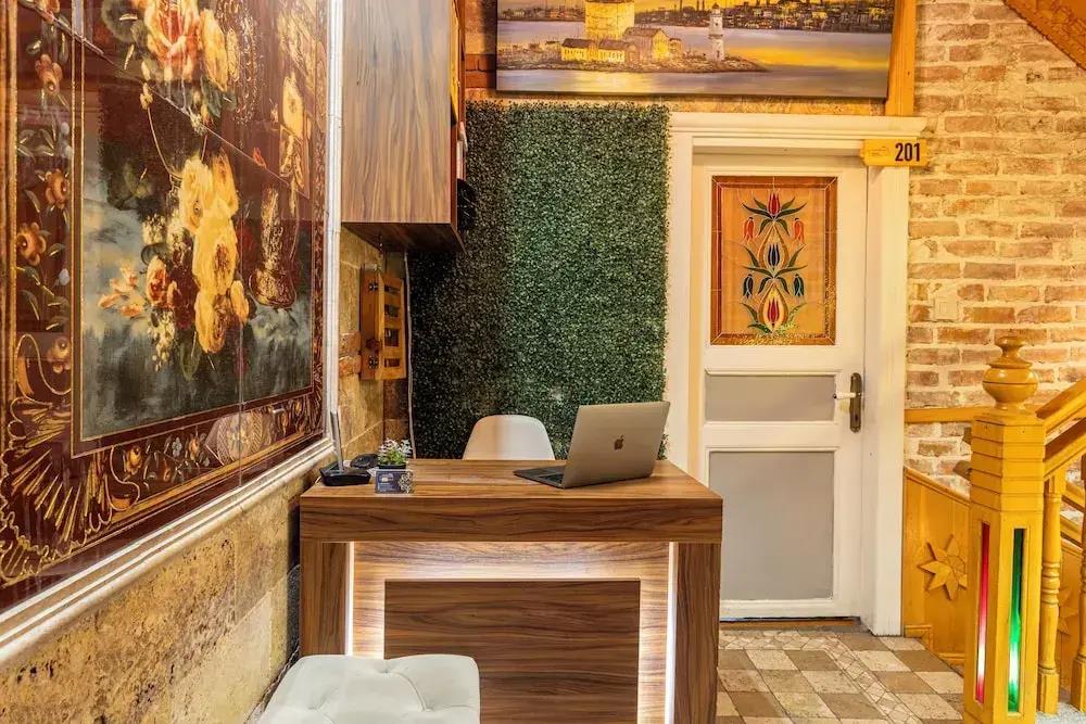 Astra Boutique Hotel 0*