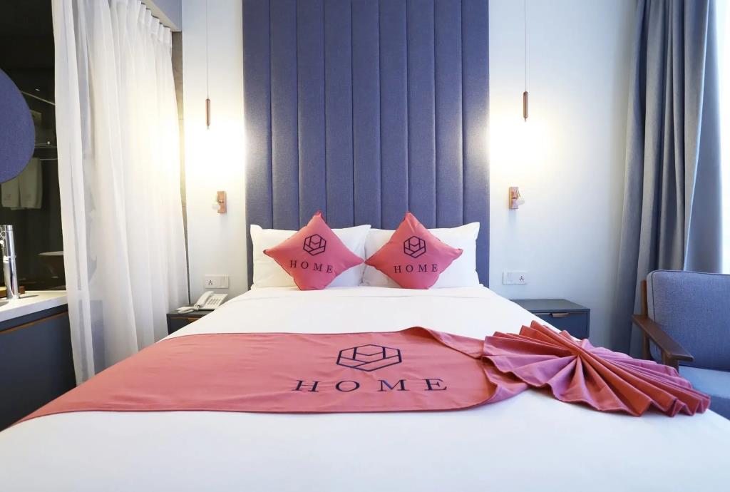 HOME Hotel 3*