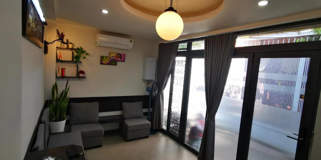 Cozy Riverview 0*