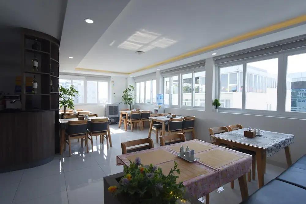 Hera Hotel 3*
