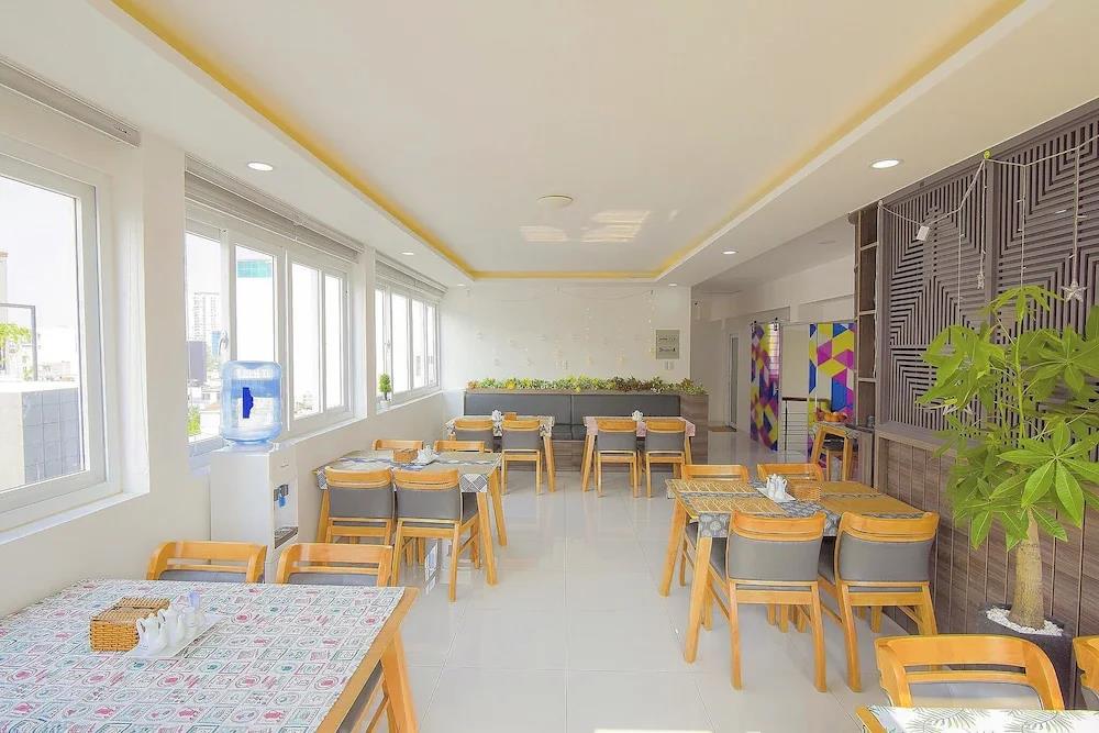Hera Hotel 3*