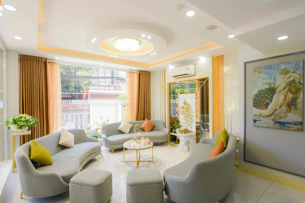 Hera Hotel 3*