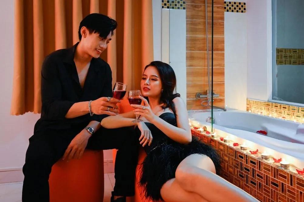 Collection O District Tan Binh Near Airport Formerly Joy Inn 2*