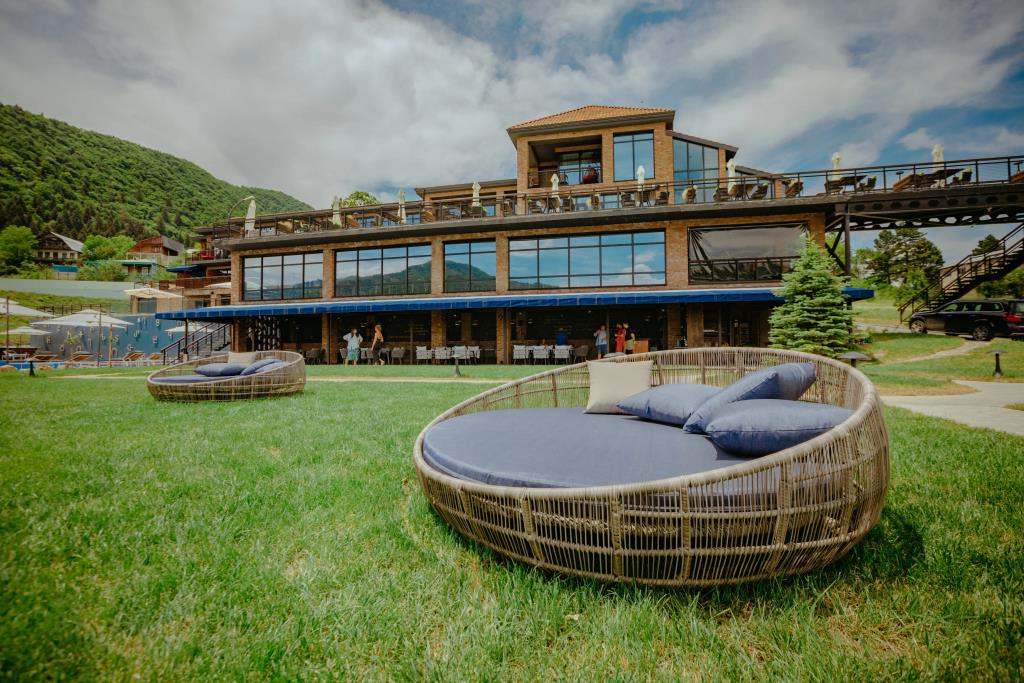 Mtserlebi Resort Hotel 5*