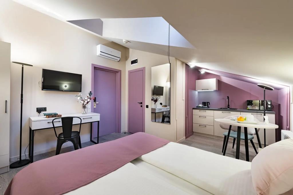 Gallery Inn Mini-hotel 3*