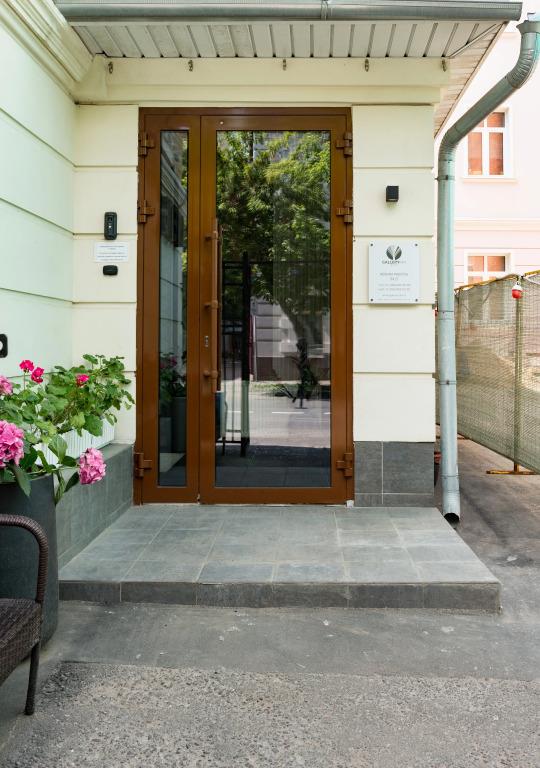 Gallery Inn Mini-hotel 3*