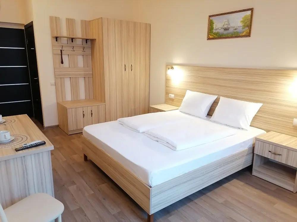 Alba Hotel 0*