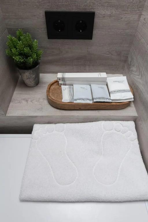 ESENIN-LocuS Hotel 0*