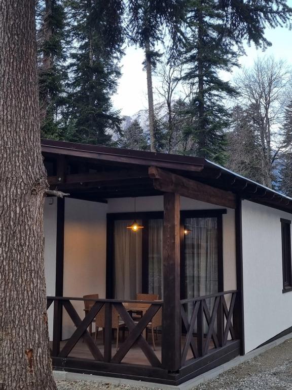 Dacha Apartment 0*
