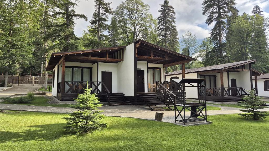 Dacha Apartment 0*