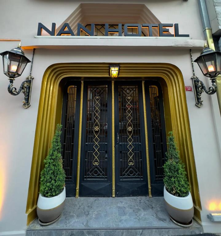 Nan Hotel 0*