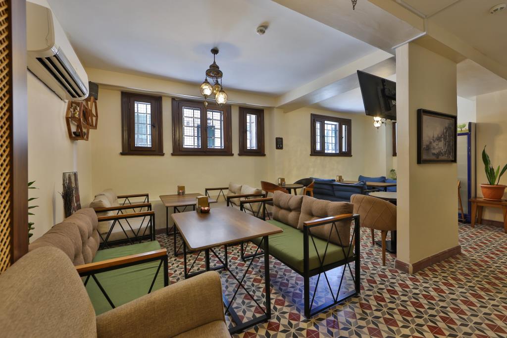 Nan Hotel 0*