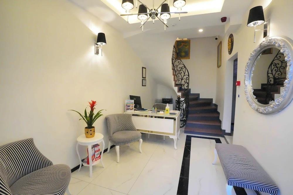 Violin Boutique Hotel 0*