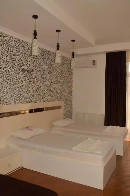 Irise Hotel 0*