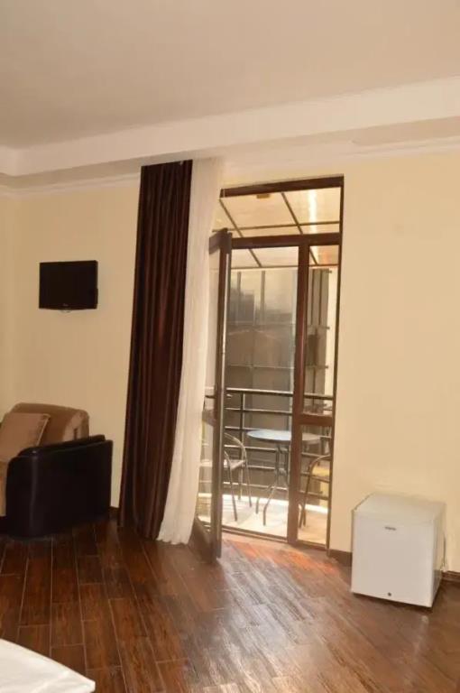 Irise Hotel 0*