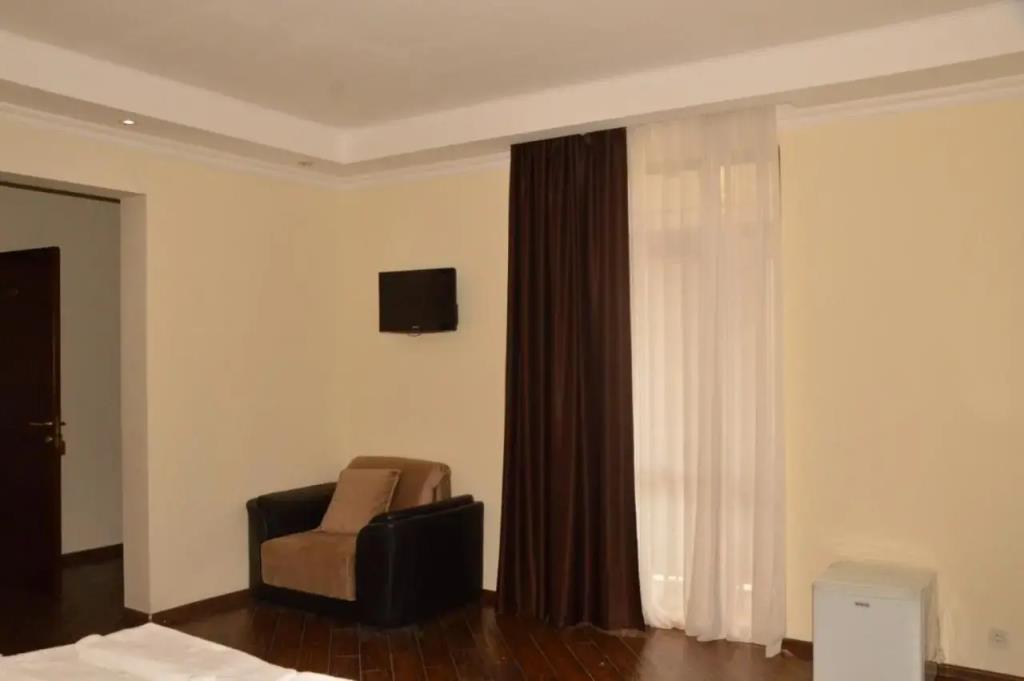 Irise Hotel 0*