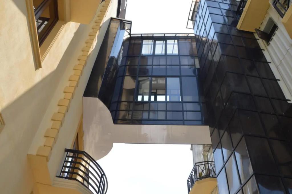Irise Hotel 0*