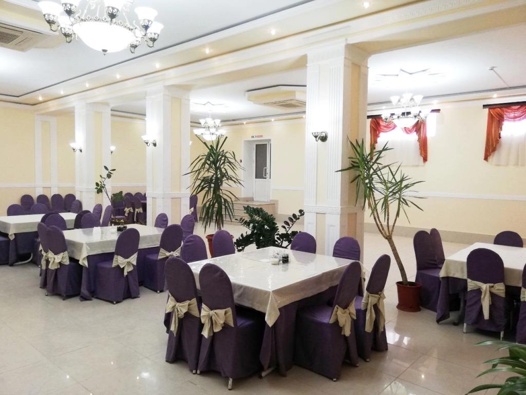 Akademiya Hotel 3*