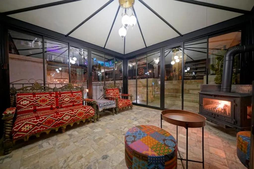 Arte Cave Hotel 0*