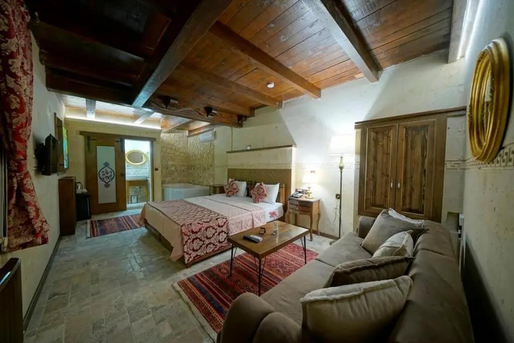 Arte Cave Hotel 0*