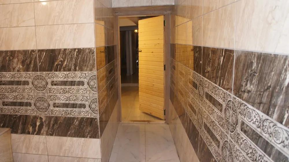 Newaz Hotel 0*