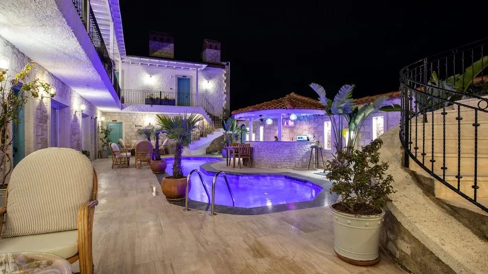 Avlu Alacati Butik Otel 0*