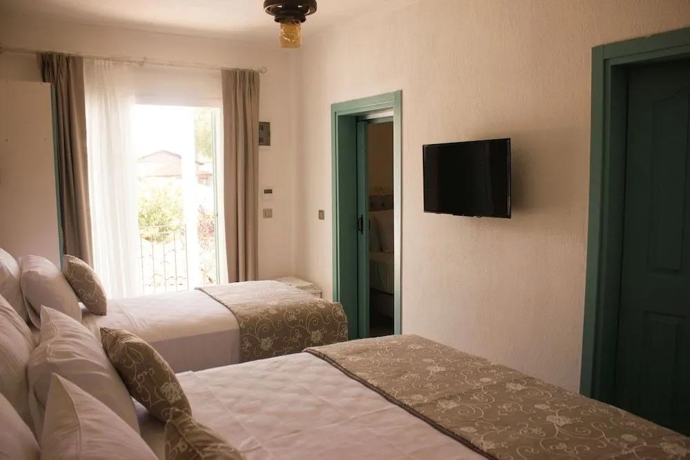 Avlu Alacati Butik Otel 0*