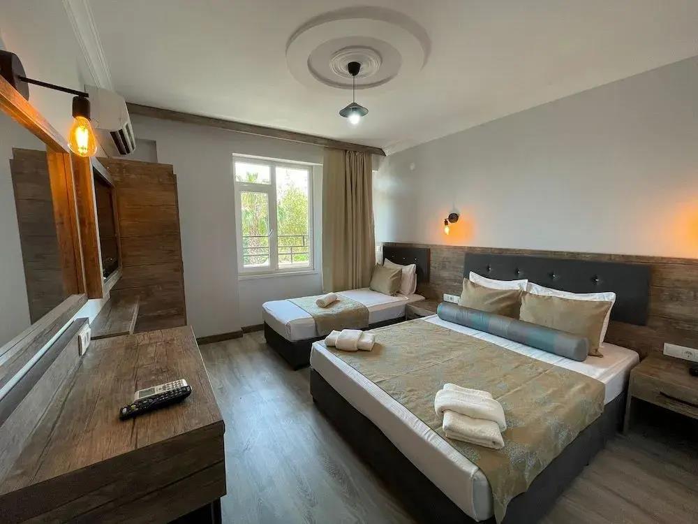Seven City Hotel 0*