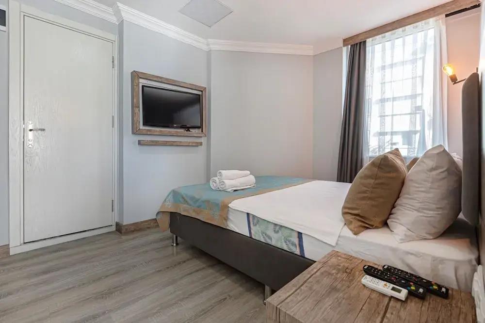 Seven City Hotel 0*