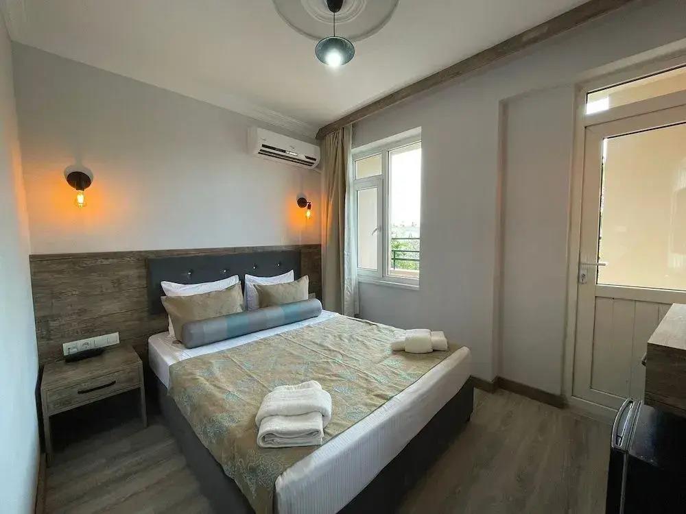 Seven City Hotel 0*