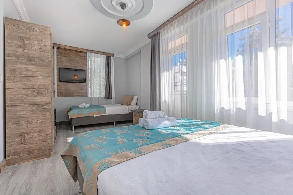 Seven City Hotel 0*