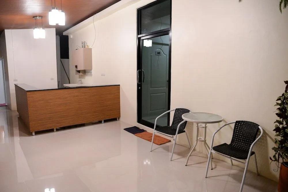 U-need Guesthouse 2*