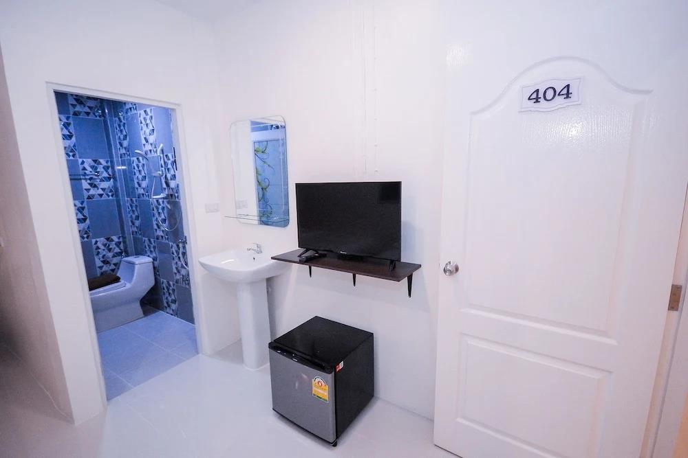 U-need Guesthouse 2*