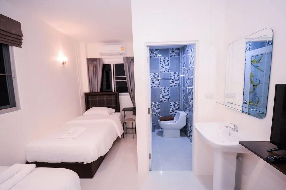 U-need Guesthouse 2*