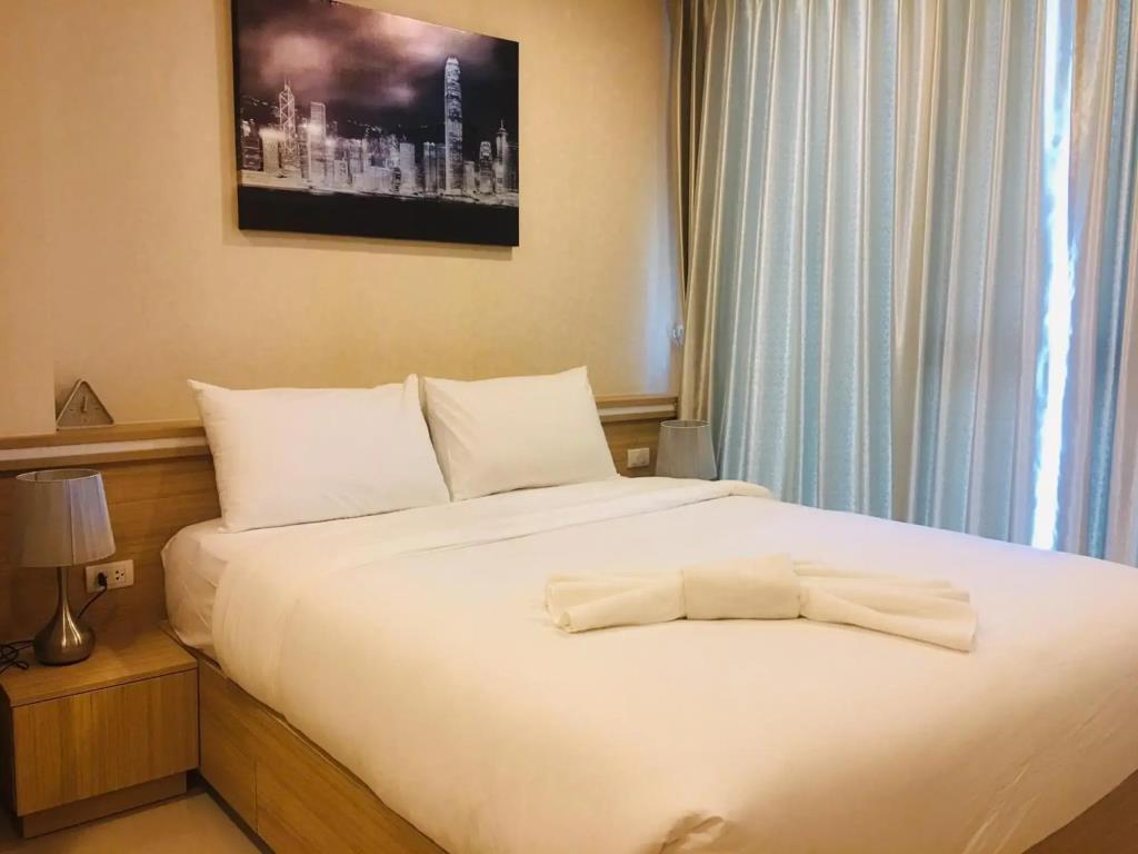 City Garden Tower Condominium 0*