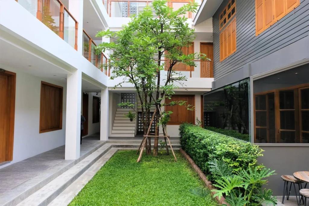 Vali Villa Bangkok 0*