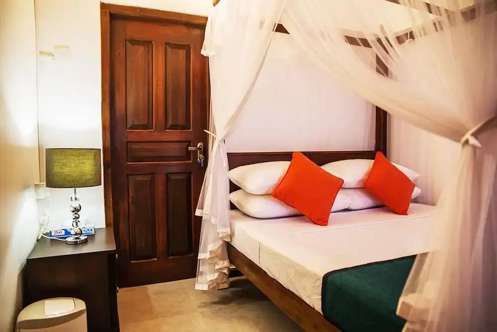 Randiya Beach Villa 0*
