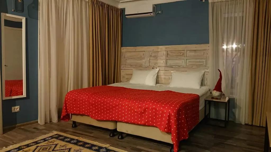 Gvino Minda Hotel 3*