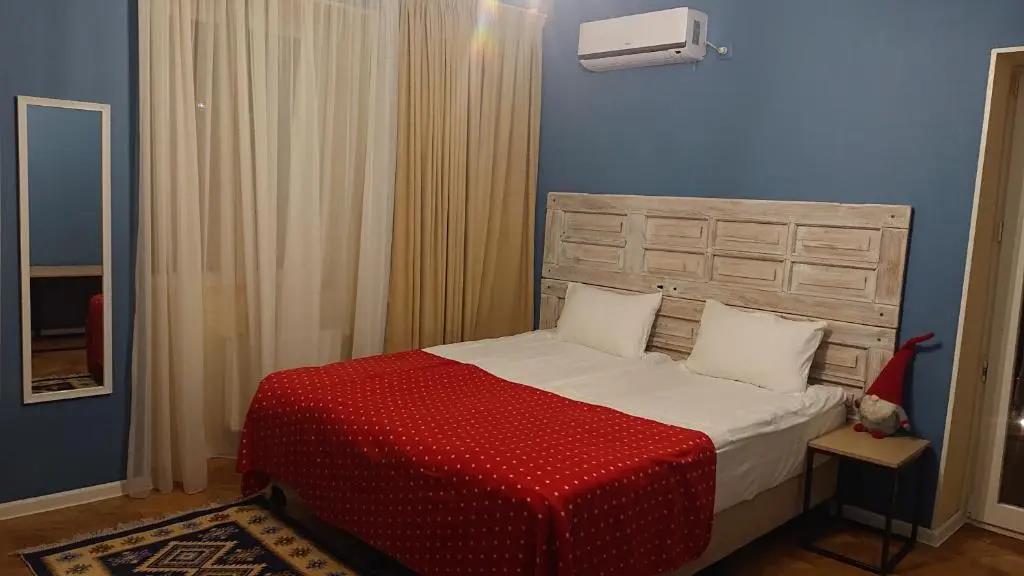 Gvino Minda Hotel 3*