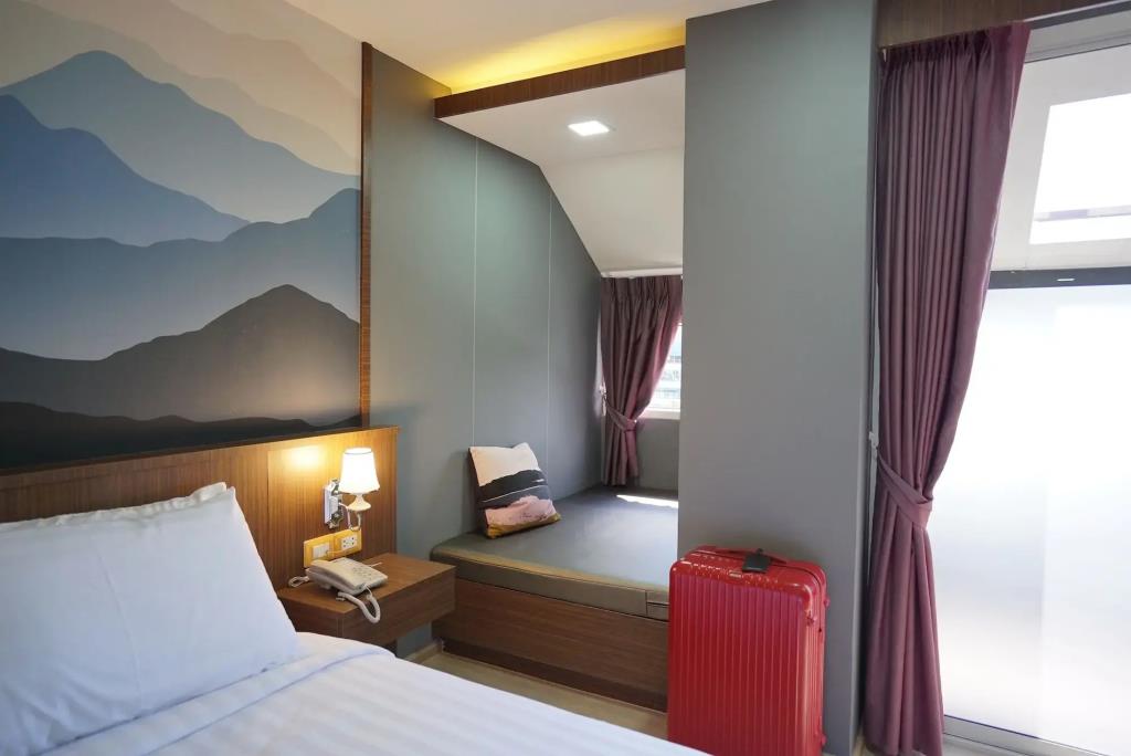 The Qube Fifty Hotel 3*