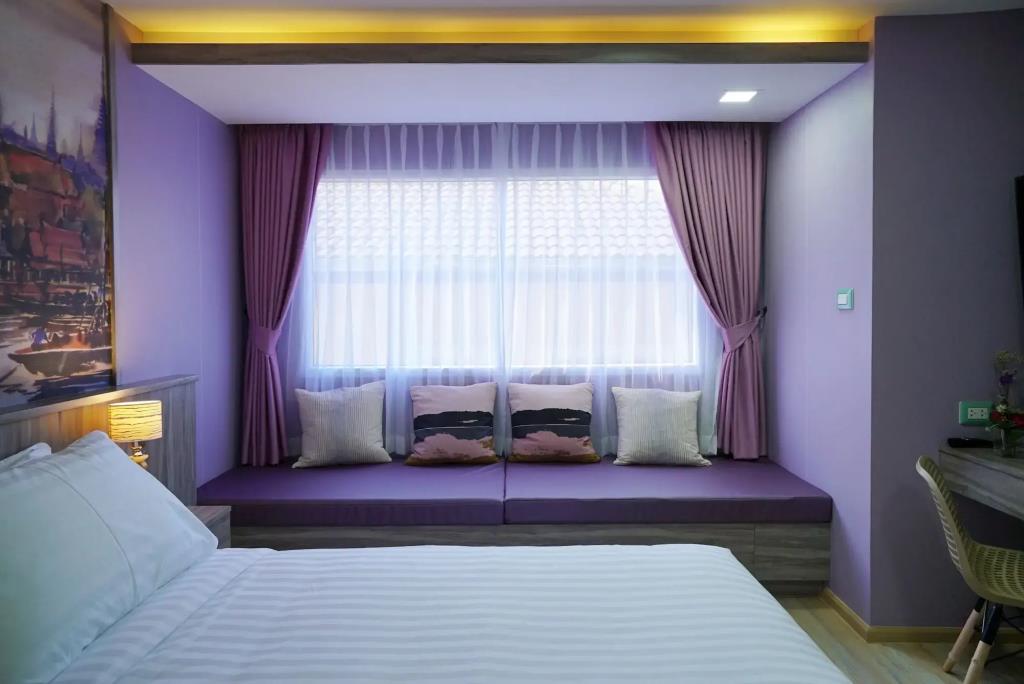 The Qube Fifty Hotel 3*